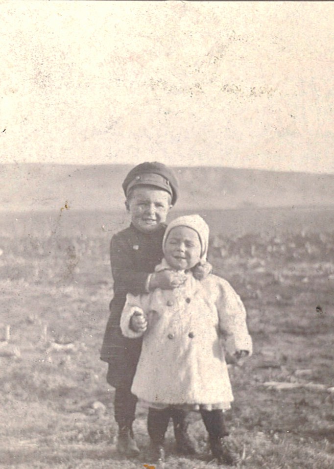 Alfred Johansen (i41990) og ukjent pike