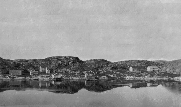 Husene på Langøya, Dolmsundet før de ble tatt ned og flyttet