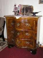 N.J. Eids kommode web.jpg