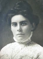 Signe Gunelie Myhre i 1909.